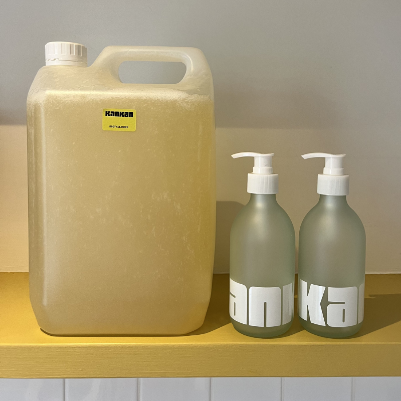 5 LITRE BULK New Leaf body cleanser  + 2 frosted bottles